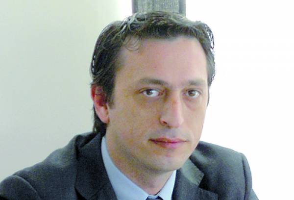 Μαντάς κατά Παπαμιμίκου για εφορευτικές επιτροπές