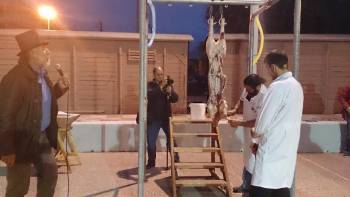 "Γουρουνοσφαξιές - γουρουνοχαρές" στο Πάρκο Σιδηροδρόμων Καλαμάτας (φωτογραφίες)