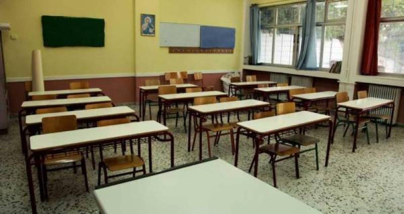 Υπογραφή σύμβασης για Γυμνάσιο - Λύκειο Χώρας