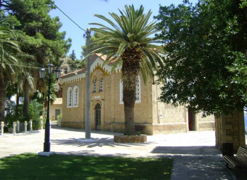 Γιορτάζει η Παναγία η Ελεήστρια Κορώνης