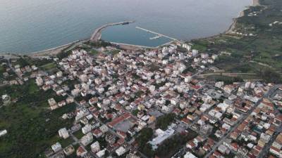 Συγκέντρωση διαμαρτυρίας στο Εργατικό Κέντρο Κυπαρισσίας