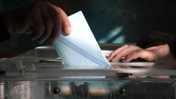 Νέοι πρωταγωνιστές και νέα σχήματα