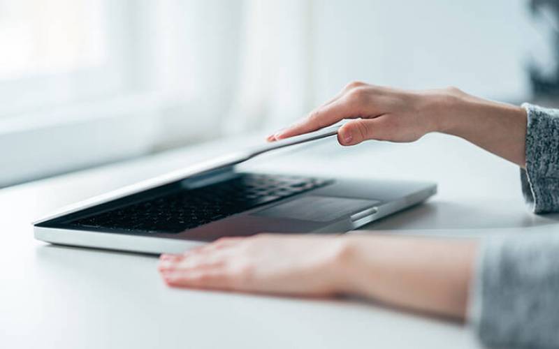 Νέα εποχή σε εμπόριο και εκπαίδευση