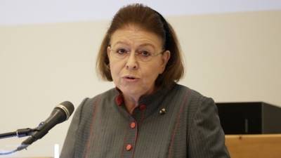 Μενδώνη για την απώλεια του Χρ. Πολίτη: «Διέγραψε μια γόνιμη πορεία δεκαετιών στην Τέχνη»