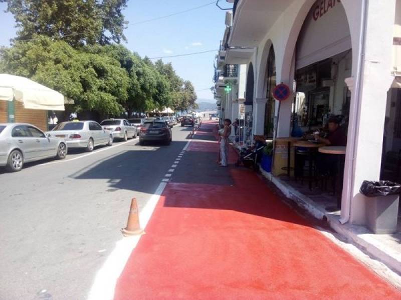 Αλλαξε εικόνα η πλατεία της Πύλου