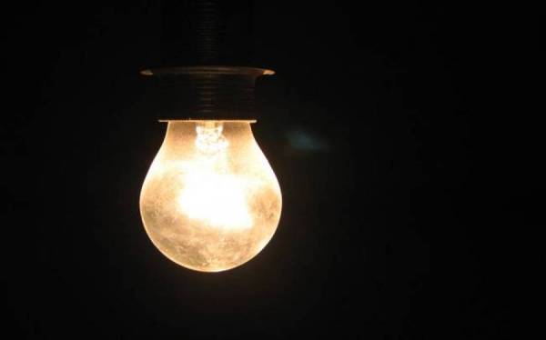 Διακοπές ρεύματος προκάλεσε ο αέρας στην Τριφυλία