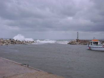 Αναζητείται χρηματοδότηση για το αλιευτικό Μαράθου