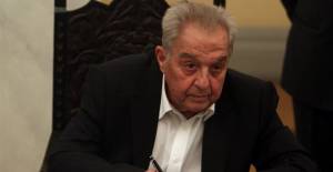 Φλαμπουράρης προς «αντάρτες»: &quot;Συνέλθετε και επανέλθετε, αλλιώς φύγετε&quot;