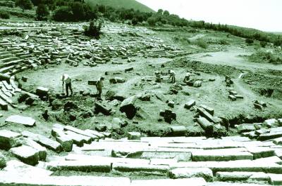 Αρχαιολογία «παλαιά» και «νέα»