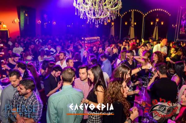 Καρναβαλική διάθεση στο "Please don't tell" (φωτογραφίες)