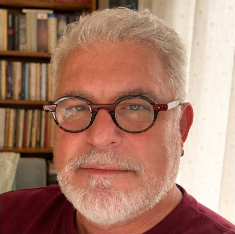 Νέα ποιητική συλλογή του Θύμιου Γεωργόπουλου