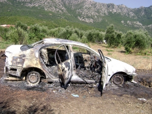 Από τον καταλύτη ίσως λαμπάδιασε το αυτοκίνητο στους Χριστιάνους