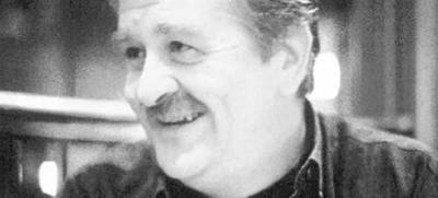 Έφυγε από τη ζωή ο σκηνογράφος Γιώργος Ασημακόπουλος