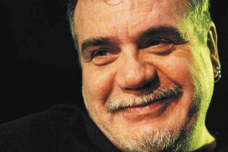 Ο Γιάννης Κακλέας επιστρέφει πρώτη φορά στο Θέατρο Τέχνης και σκηνοθετεί τη Δωδέκατη Νύχτα