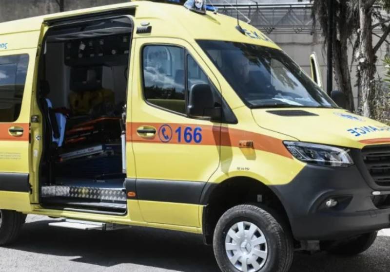 Σοβαρό τροχαίο στην Πάτρα - Γυναίκα παρασύρθηκε από μοτοσικλέτα