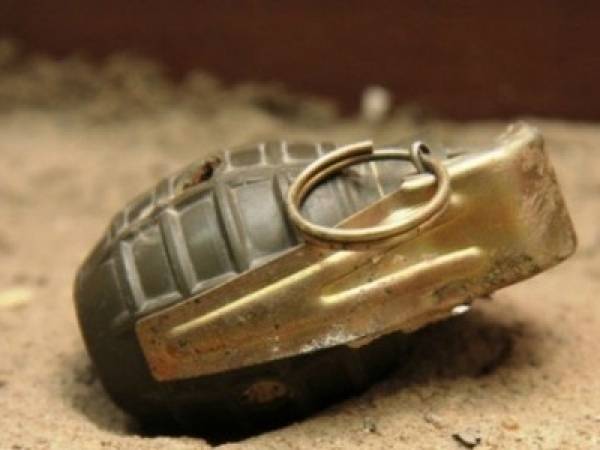 Χειροβομβίδα σε κάδο ανακύκλωσης στην Καλαμάτα