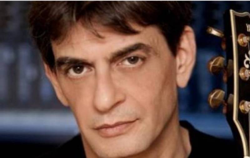 Ο Μιχάλης Ρακιντζής στο “Yiamas” του “Elite City Resort”