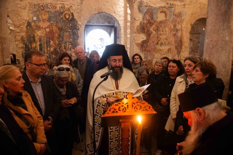 Μητρόπολη Μεσσηνίας: Οι Δ’ Χαιρετισμοί στο ιστορικό Ανδρομονάστηρο (φωτογραφίες)