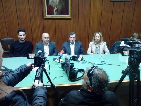 Διήμερη περιοδεία του Γ. Καμίνη στην Κορινθία για το "Κίνημα Αλλαγής"