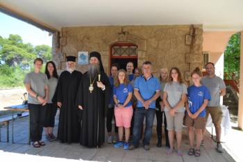 Αγιασμός στον περιβαλλοντικό σταθμό του Συλλόγου "ΑΡΧΕΛΩΝ"