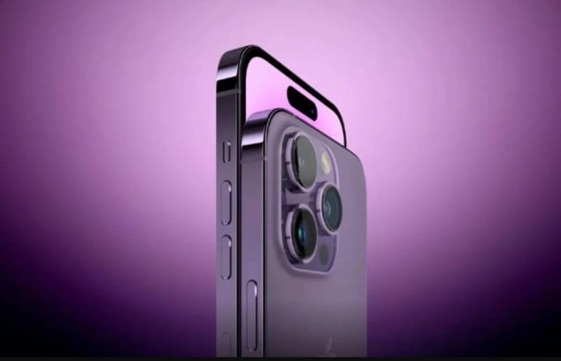 Apple: Φήμες πως θα ενισχύσει τα iPhone 15 Pro με ταχύτερη και περισσότερη RAM