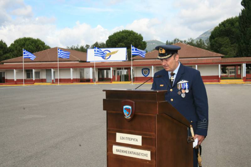 Διοικητής στην 124 ΠΒΕ ο σμήναρχος Χρ. Τσιώμος