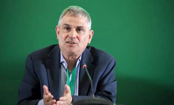 Ο υποψήφιος ευρωβουλευτής Φίλιππος Σαχινίδης στην «Ε»: “Χωρίς υποδομές δεν υπάρχει περιφερειακή ανάπτυξη”