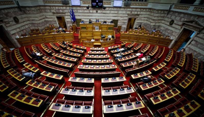 Πέρασε και κατά τη δεύτερη ανάγνωσή του το νομοσχέδιο για την απλούστευση αδειοδότησης επιχειρήσεων