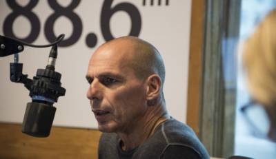 Βαρουφάκης: Θεωρώ τον Καμμένο έναν πολιτικό διανοητικά ασταθή και πολιτικά νεοφασίζοντα