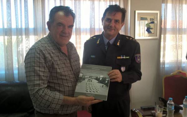 Στον δήμαρχο Μεσσήνης ο νέος διοικητής Πυροσβεστικής Υπηρεσίας Καλαμάτας