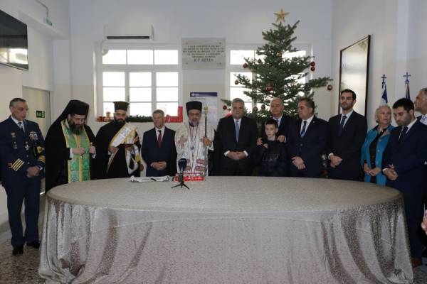 Πίτες και πανηγύρια για ψύλλου πήδημα