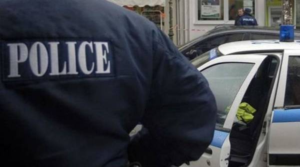 Πακιστανός πέταξε 3 σπιρτόκουτα με χασίς στους Γαργαλιάνους
