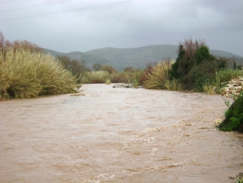 Ανέβηκε επικίνδυνα -ακόμη μια φορά τις τελευταίες ημέρες- η στάθμη της Νέδας