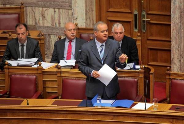 Λαμπρόπουλος καλεί Σαμαρά να αφήσει την έδρα στη Μεσσηνία