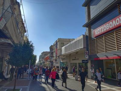 Εμπορικός Σύλλογος Καλαμάτας: Το εορταστικό ωράριο εν όψει Πάσχα - Προαιρετικό άνοιγμα την Κυριακή των Βαΐων