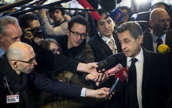 Σαρκοζί: Eπαίνεσε τον Αντώνη Σαμαρά και χαρακτήρισε κατώτερο των περιστάσεων τον Αλέξη Τσίπρα