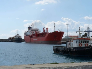 Τροφοδοσία στο λιμάνι