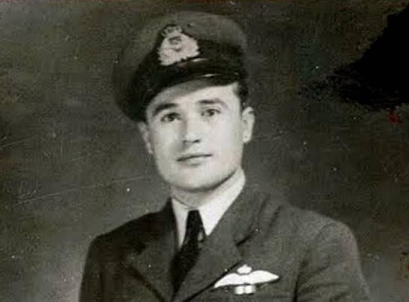 Μεσσηνία: Τιμούν τη μνήμη του αντισμηνάρχου Μαρίνου Μητραλέξη στο Μίλα Οιχαλίας