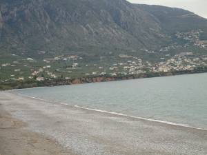 Με διακοπή νερού απειλεί ο Νίκας, όσους δεν συνδέονται στην αποχέτευση σε Βέργα και Μαντίνεια