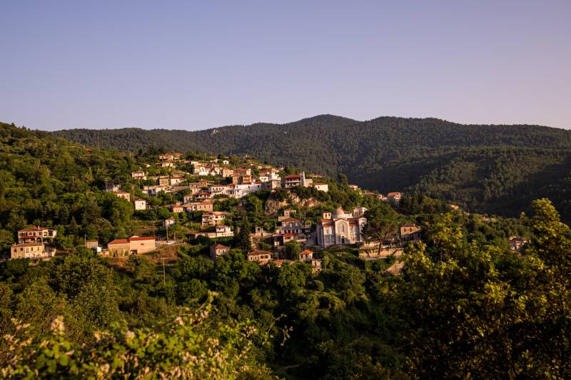 Γεμάτος Απρίλιος στη Βαμβακού