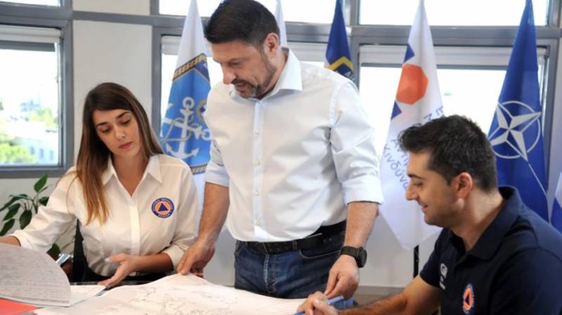 Νίκος Χαρδαλιάς: Επέστρεψε στα καθήκοντά του - «Πίσω στις πολεμίστρες μας!»