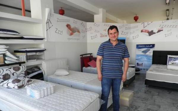 Παναγιώτης Τσόλκας: Ενας πιλότος που φτιάχνει... στρώματα στην Καλαμάτα