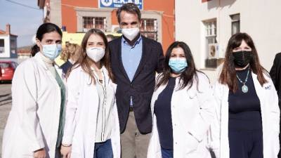 Μητσοτάκης από Λήμνο: Aπό τους διασωληνωμένους το 86% είναι ανεμβολίαστοι