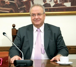 Λεωνίδας Γρηγοράκος: Ψηφιακό μουσείο και αεροδρόμιο στη Σπάρτη