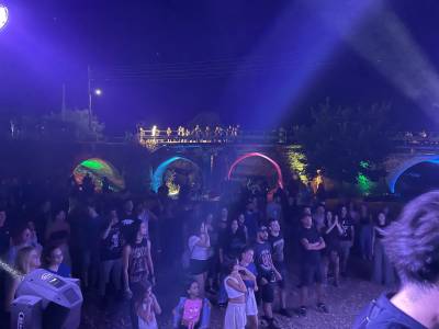 Επιστρέφει σήμερα το «Rocking Under the Bridge» στη γέφυρα της Μαυροζούμενας