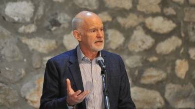 Παπανδρέου: Ο καταναλωτής πληρώνει το μάρμαρο από τον πληθωρισμό και την ακρίβεια