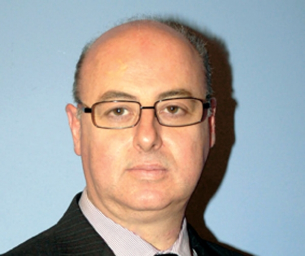 Συμπιέζεται ο τζίρος των καταστημάτων