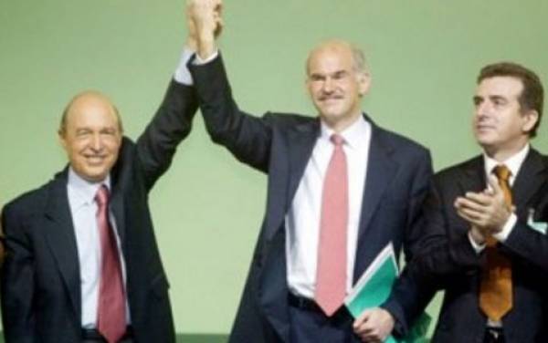 Σημίτης κατά Παπανδρέου και ΠΑΣΟΚ