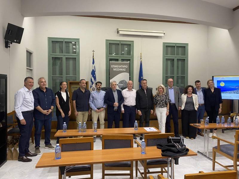 Στην Καλαμάτα συνεδρίασε η Πανελλήνια Ομοσπονδίας Επαγγελματιών Εμπόρων: Ζητούμενο η διεκδίκηση στήριξης των μικρών επιχειρήσεων