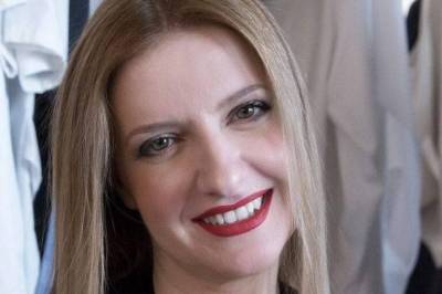 Πέθανε η δημοσιογράφος Ίσμα Τουλάτου, τρεις ημέρες πριν γεννήσει! (βίντεο)